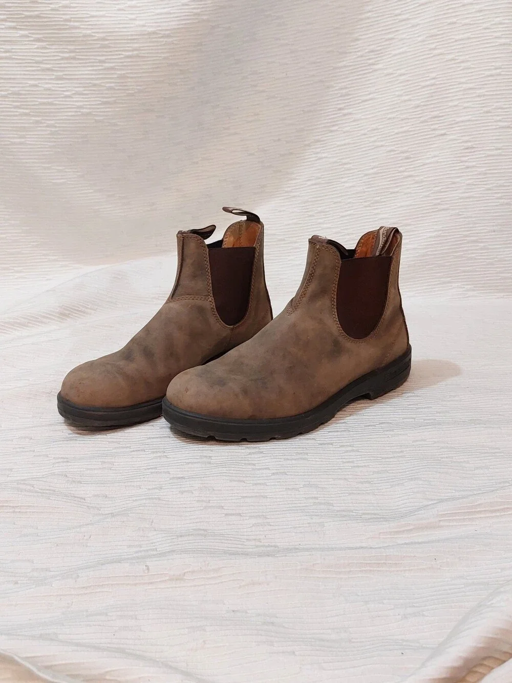 Blundstone Brown Chelsea Boots with Dark Elastic Panels Size 9.5